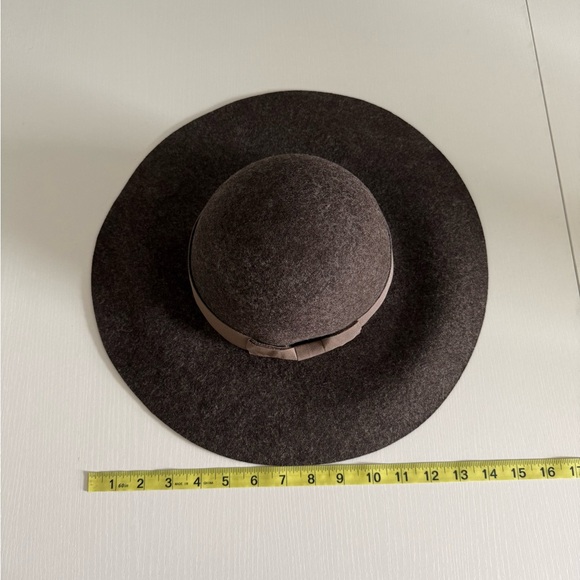 Women’s Yellow 108 Sophisticated 100% Wool Floppy Hat